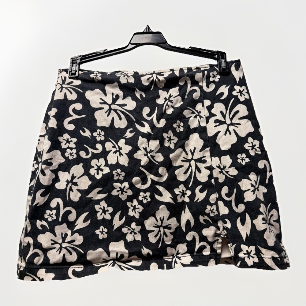 Wild Fable Y2K Retro Indie Skater Floral Hibiscus Edgy Casual Small Mini Skirt - Picture 1 of 7